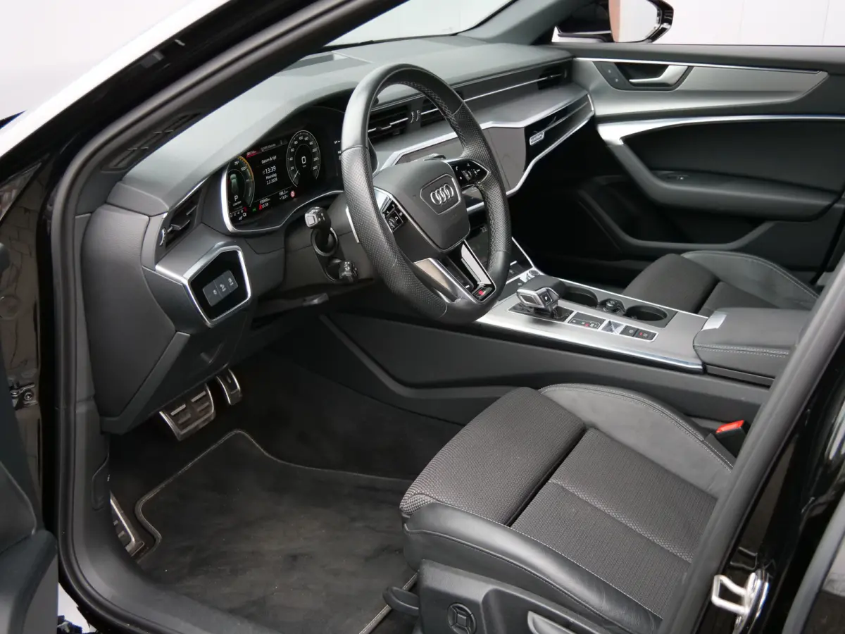 50 TFSI e quattro S edition 299 Pk Automaat Navi / DAB /  Trekhaak / S-Line