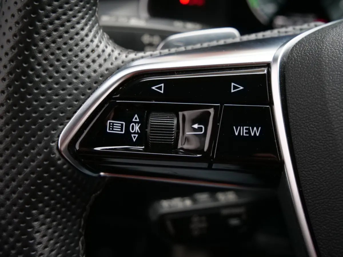 50 TFSI e quattro S edition 299 Pk Automaat Navi / DAB /  Trekhaak / S-Line