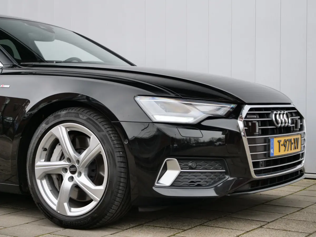 50 TFSI e quattro S edition 299 Pk Automaat Navi / DAB /  Trekhaak / S-Line