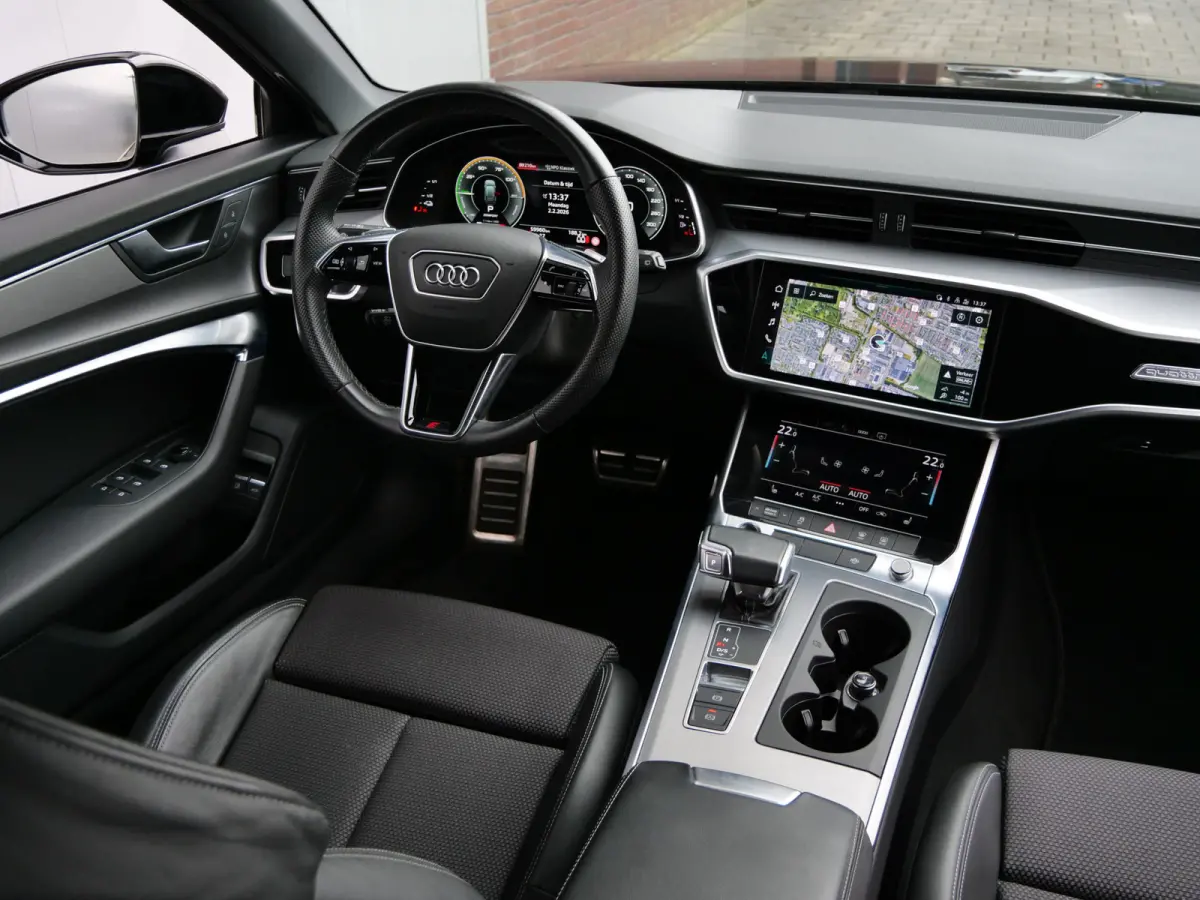 50 TFSI e quattro S edition 299 Pk Automaat Navi / DAB /  Trekhaak / S-Line