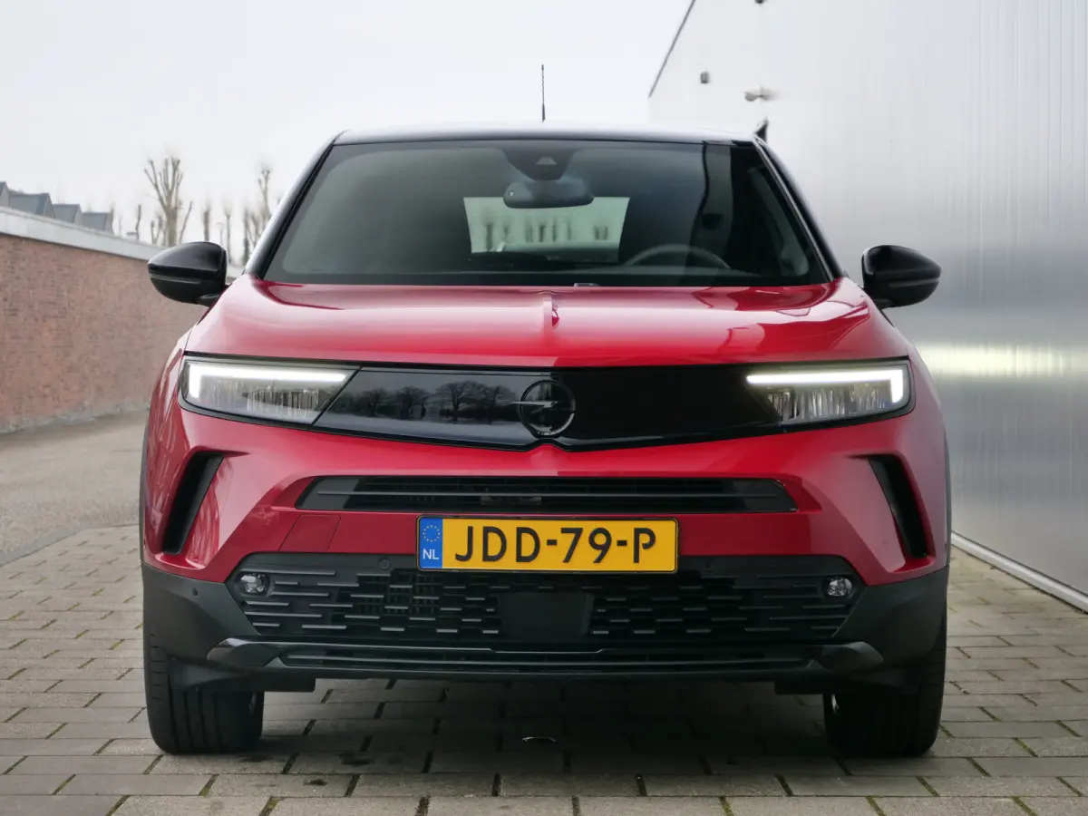 1.2 Turbo Business Elegance 130 Pk Automaat Navigatie / DAB / Apple Carply / Camera