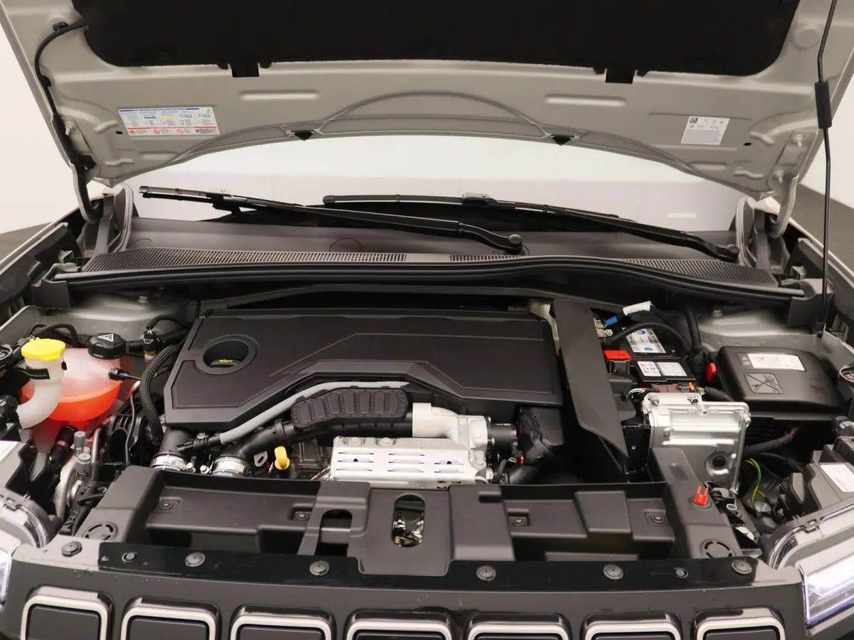 1.2 e-Hybrid Summit | Hoge Korting | Panorama Dak | Stoelverwarming | NAV | Adaptive Cruisecontrol |