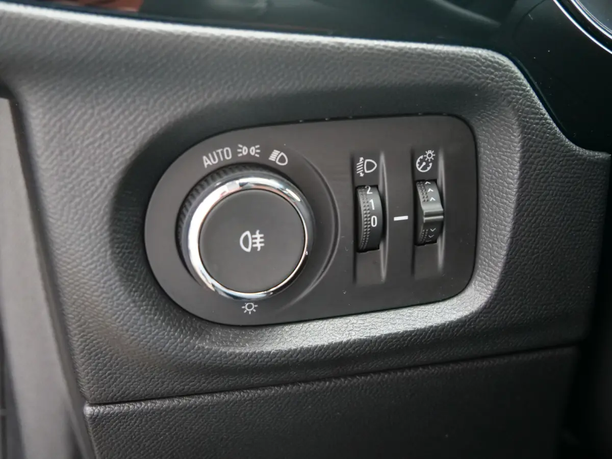1.2 Turbo GS 100 Pk Apple Carplay / DAB / PDC / Camera