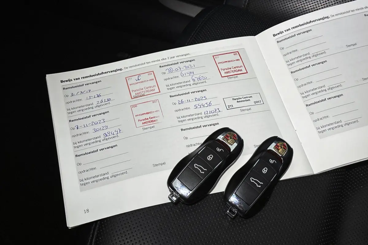 3.6 Turbo 1e Eigenaar NL Auto Panoramadak Sportchrono Luchtvering