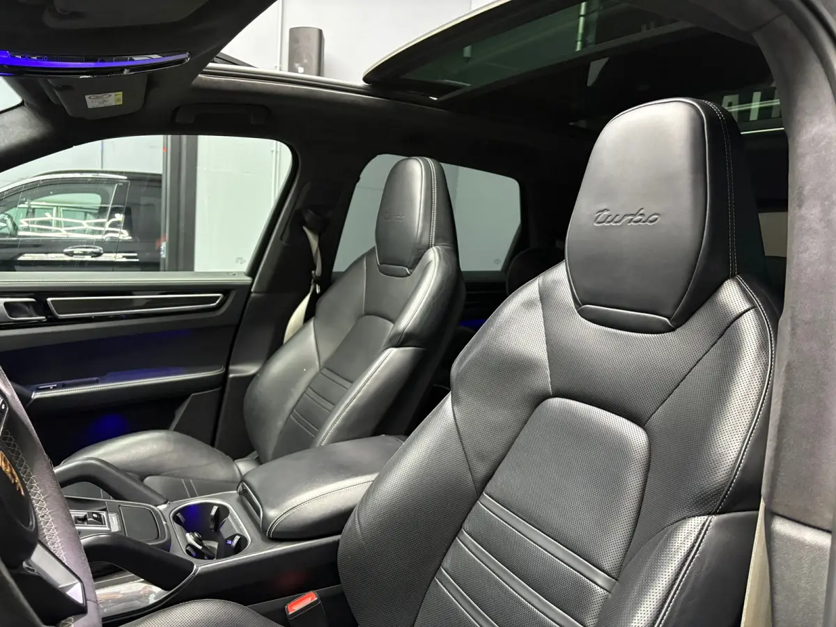 4.0 Turbo 4M Pano Burmester Stoelk