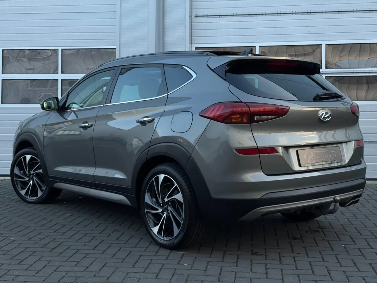 1.6 T-GDI Premium Plus / TREKHAAK / CARPLAY / PANO / 360 CAMERA / DODEHOEK / STOELVERKOELING + VERW / ELEK STOELEN