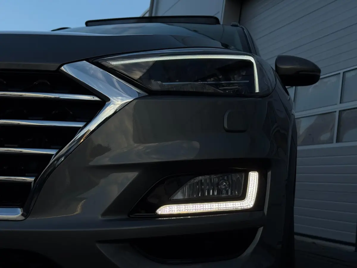 1.6 T-GDI Premium Plus / TREKHAAK / CARPLAY / PANO / 360 CAMERA / DODEHOEK / STOELVERKOELING + VERW / ELEK STOELEN