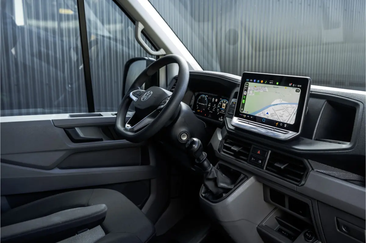2.0 TDI L3H3 Trendline | Facelift | 140PK | Carplay | Navi | Cruise | Airco | Trekhaak