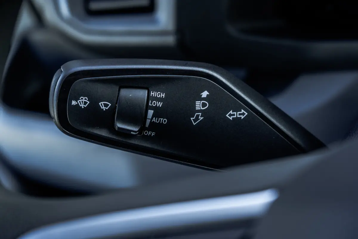 2.0 TDI L3H3 Trendline | Facelift | 140PK | Carplay | Navi | Cruise | Airco | Trekhaak