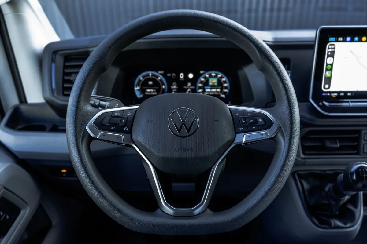 2.0 TDI L3H3 Trendline | Facelift | 140PK | Carplay | Navi | Cruise | Airco | Trekhaak