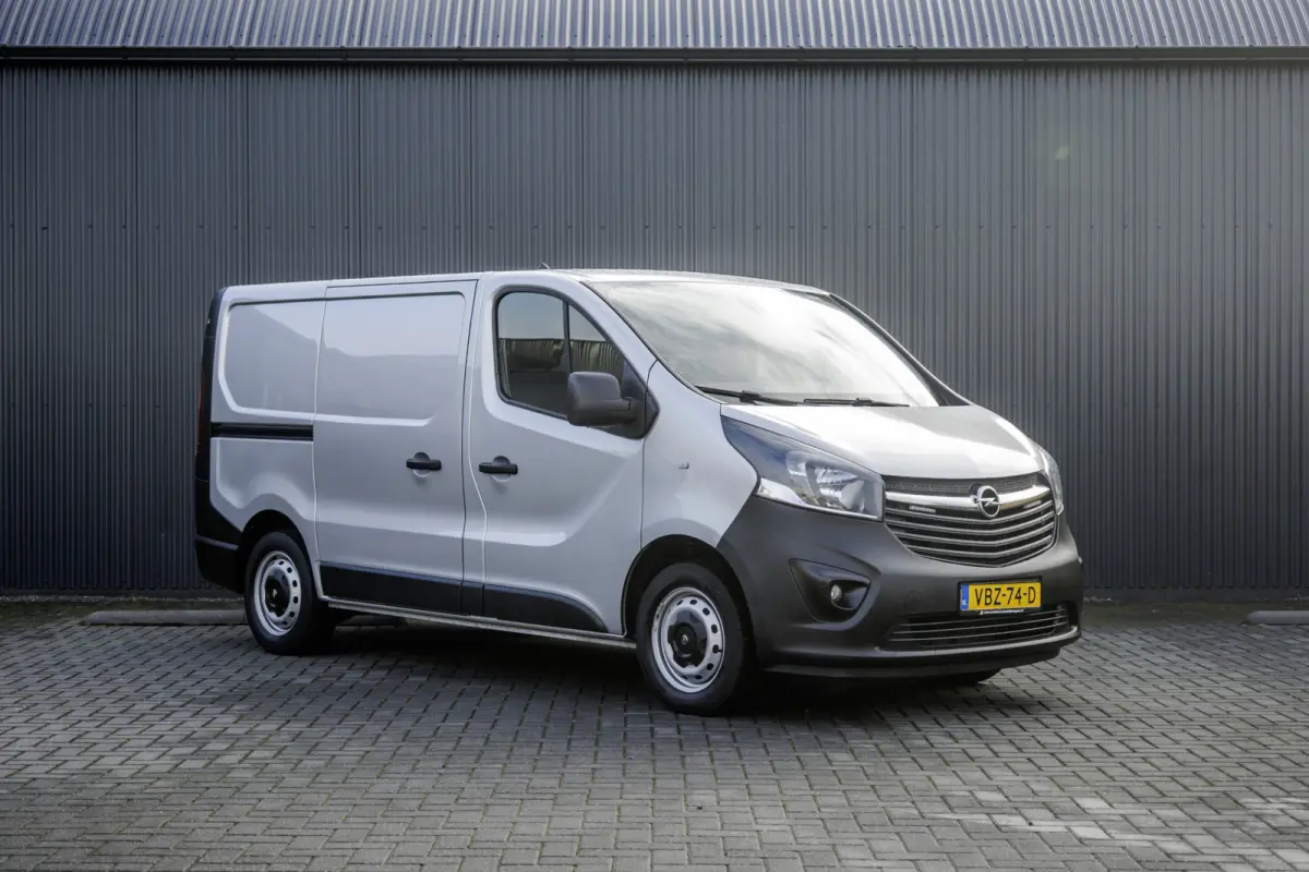 1.6 CDTI L1H1 | Euro 6 | Edition EcoFlex | LED | Camera | Navi | Cruise | Airco