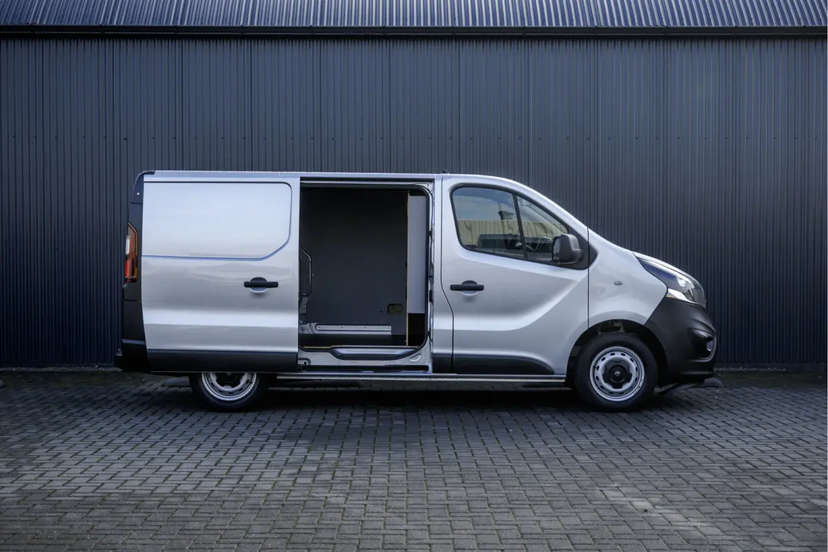 1.6 CDTI L1H1 | Euro 6 | Edition EcoFlex | LED | Camera | Navi | Cruise | Airco