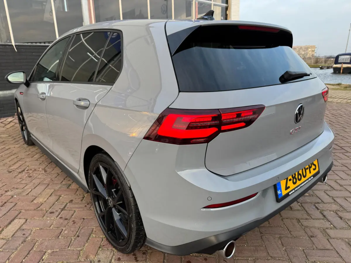 2.0 TSI GTI ** IQ LIGHT + PANO DAK + HARMAN KARDON**