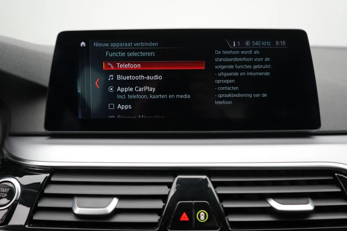520i Corporate Lease High Executive LEDER | NAVIGATIE | PARKEERSENSOREN | ELEKTRISCHE KOFFERKLEP | AUTOMAAT |
