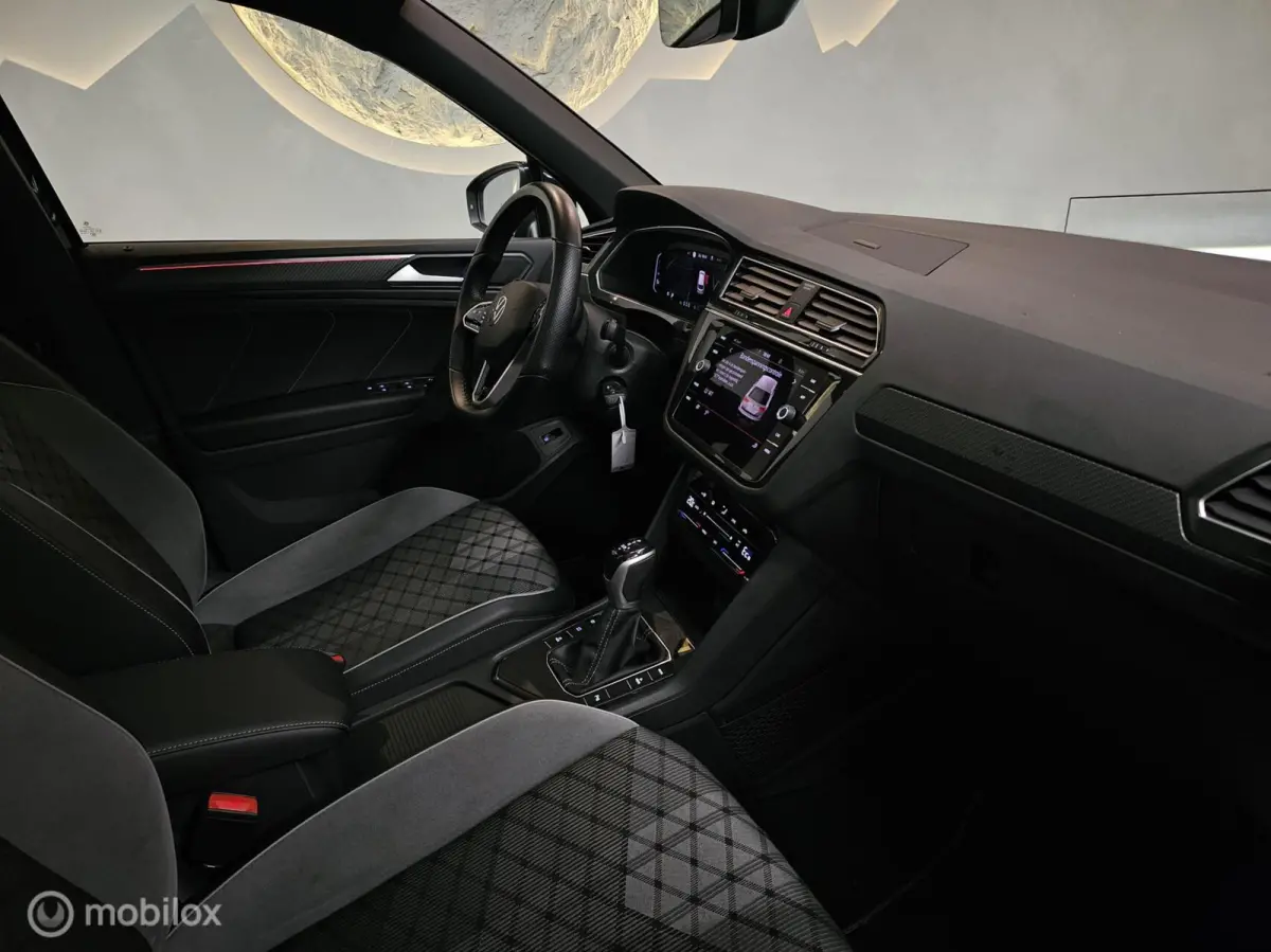 1.4 TSI eHybrid 3x R-Line Panorama/Black style/Trekhaak