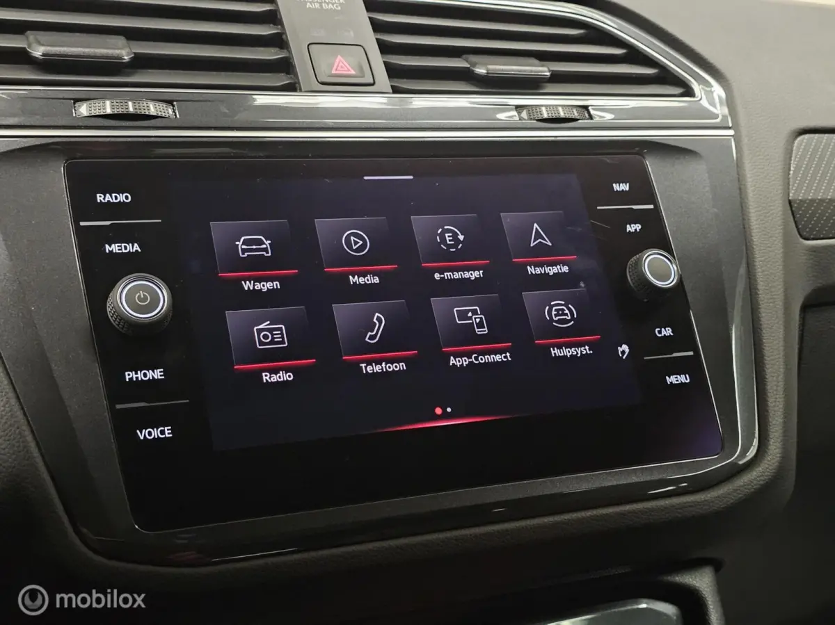 1.4 TSI eHybrid 3x R-Line Panorama/Black style/Trekhaak