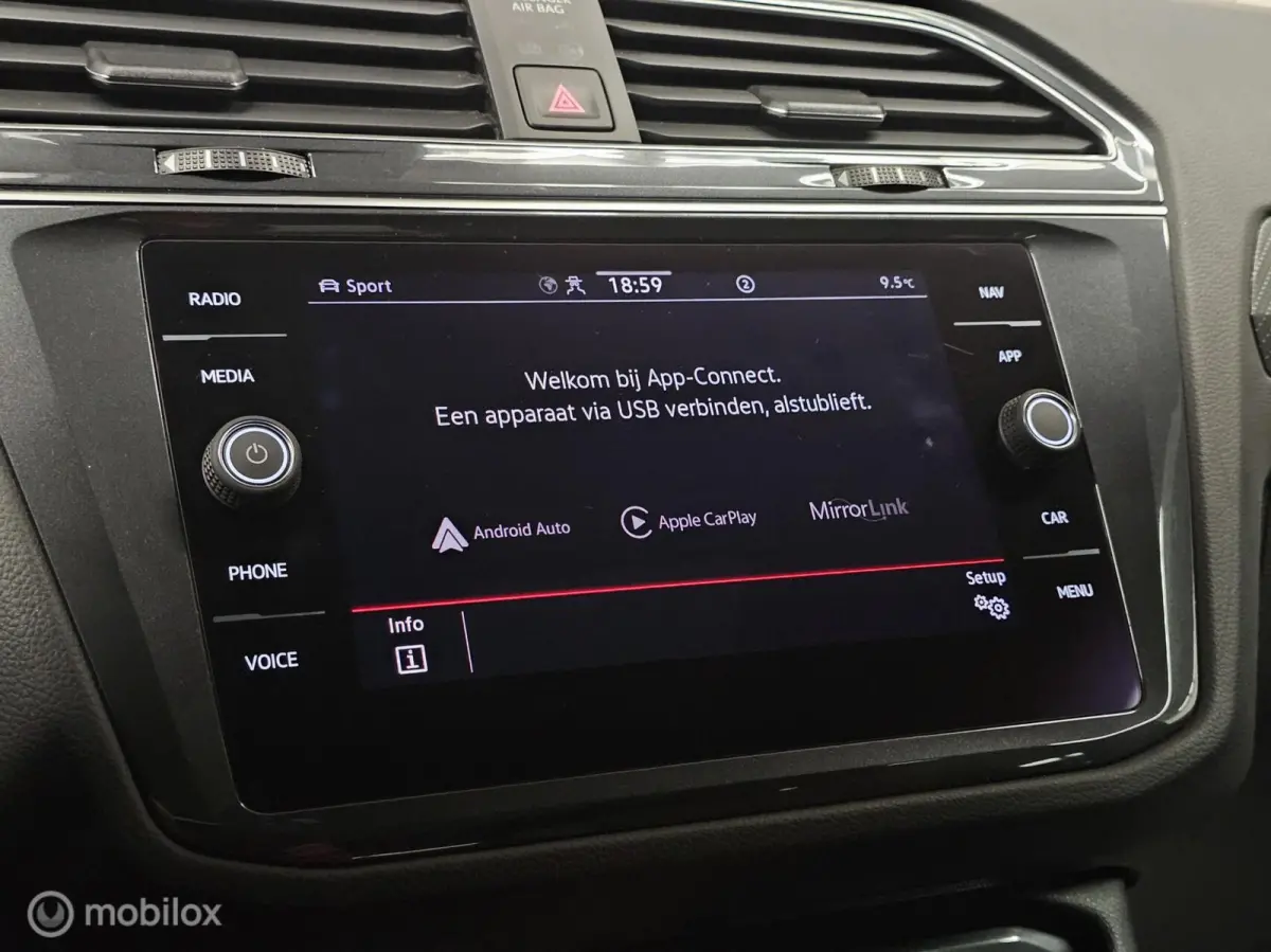 1.4 TSI eHybrid 3x R-Line Panorama/Black style/Trekhaak