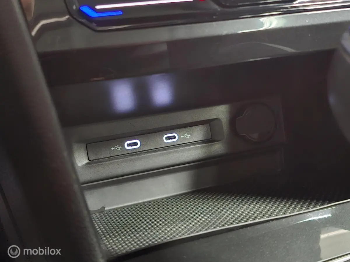 1.4 TSI eHybrid 3x R-Line Panorama/Black style/Trekhaak