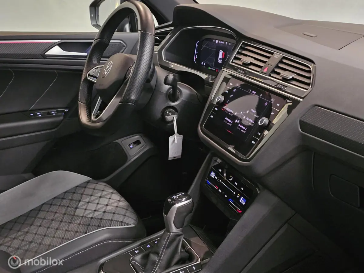 1.4 TSI eHybrid 3x R-Line Panorama/Black style/Trekhaak