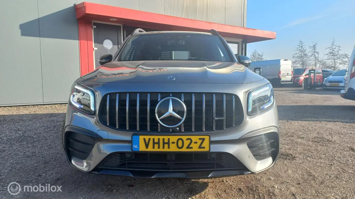 AMG/VAN /GRIJSKENTEKEN