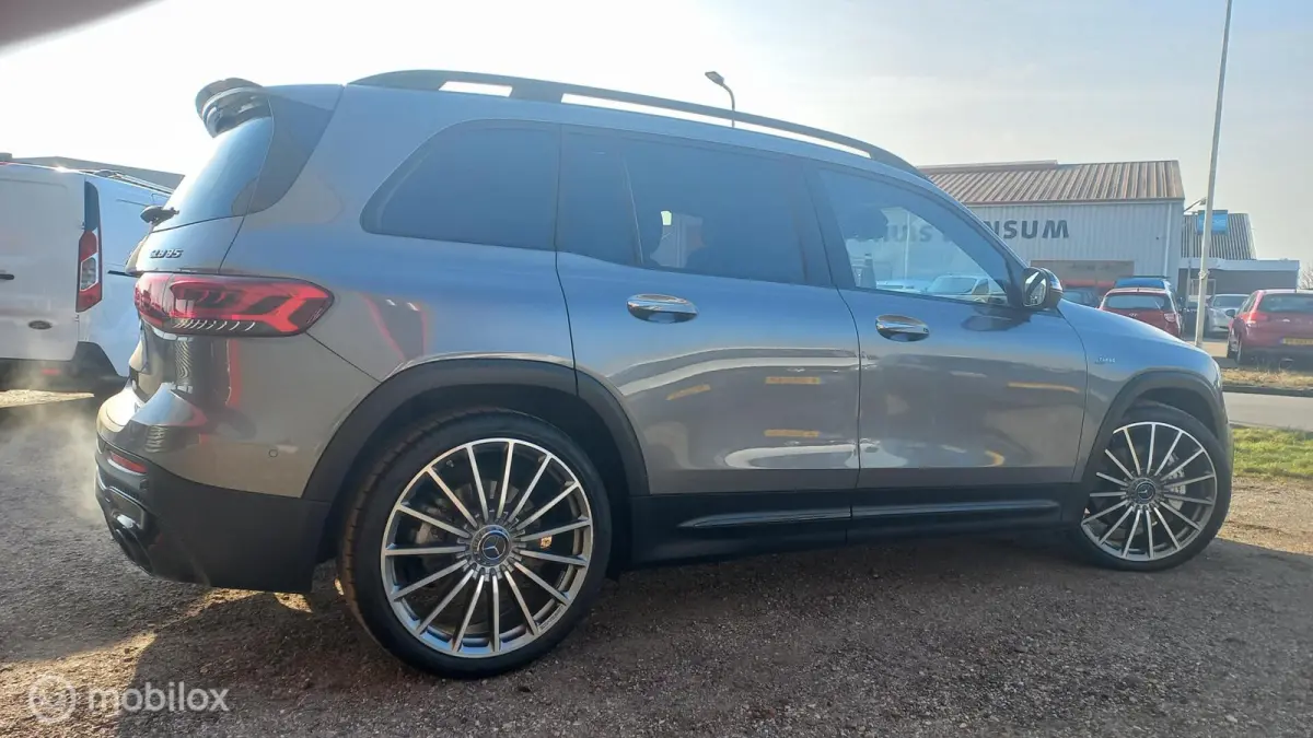 AMG/VAN /GRIJSKENTEKEN