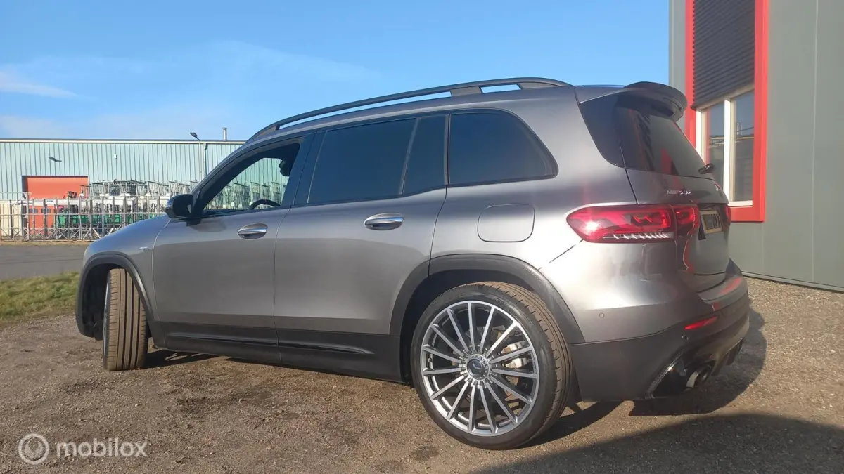 AMG/VAN /GRIJSKENTEKEN