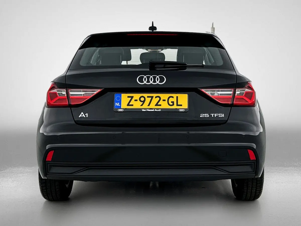 25 TFSI Pro Line 95 PK | Apple Carplay | Android Auto | Cruise Control | Airco | Lichtmetalen velgen |