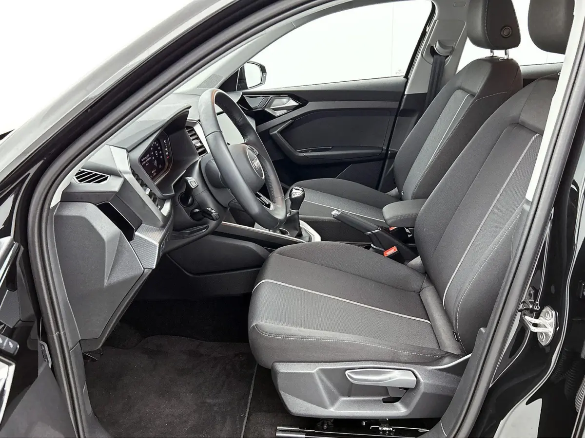 25 TFSI Pro Line 95 PK | Apple Carplay | Android Auto | Cruise Control | Airco | Lichtmetalen velgen |