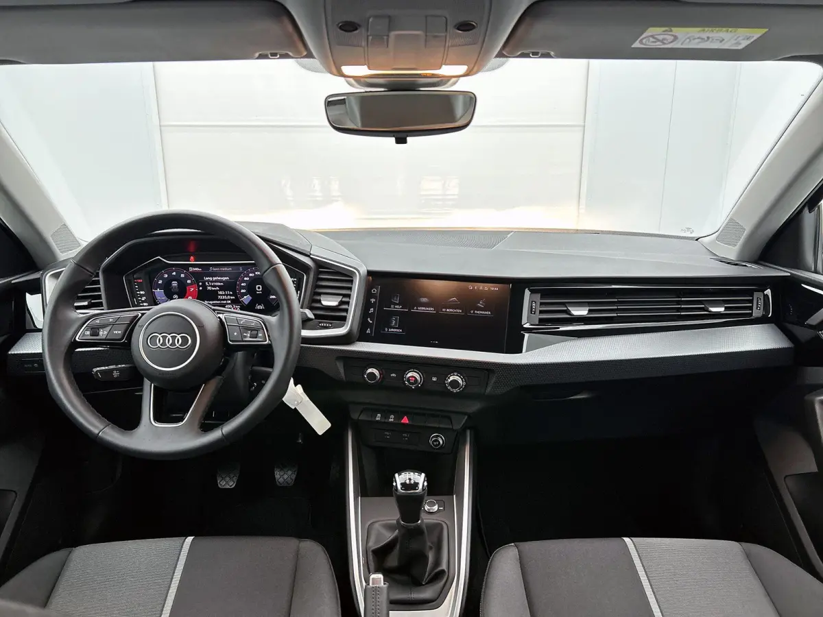 25 TFSI Pro Line 95 PK | Apple Carplay | Android Auto | Cruise Control | Airco | Lichtmetalen velgen |