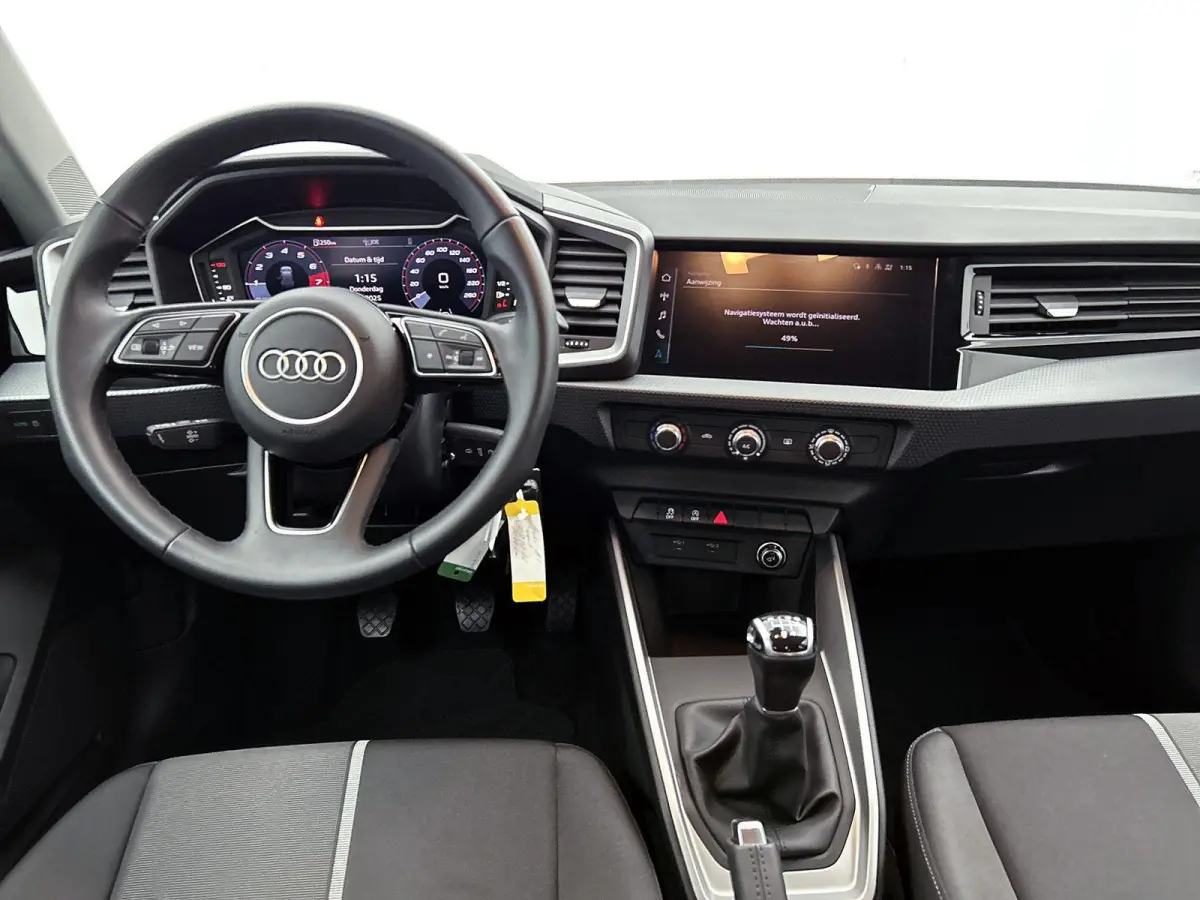 25 TFSI Pro Line 95 PK | Apple Carplay | Android Auto | Cruise Control | Airco | Lichtmetalen velgen |