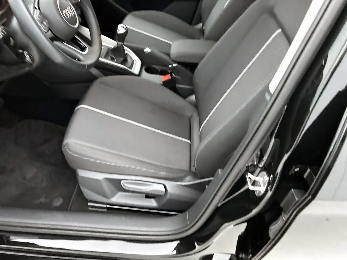 25 TFSI Pro Line 95 PK | Apple Carplay | Android Auto | Cruise Control | Airco | Lichtmetalen velgen |