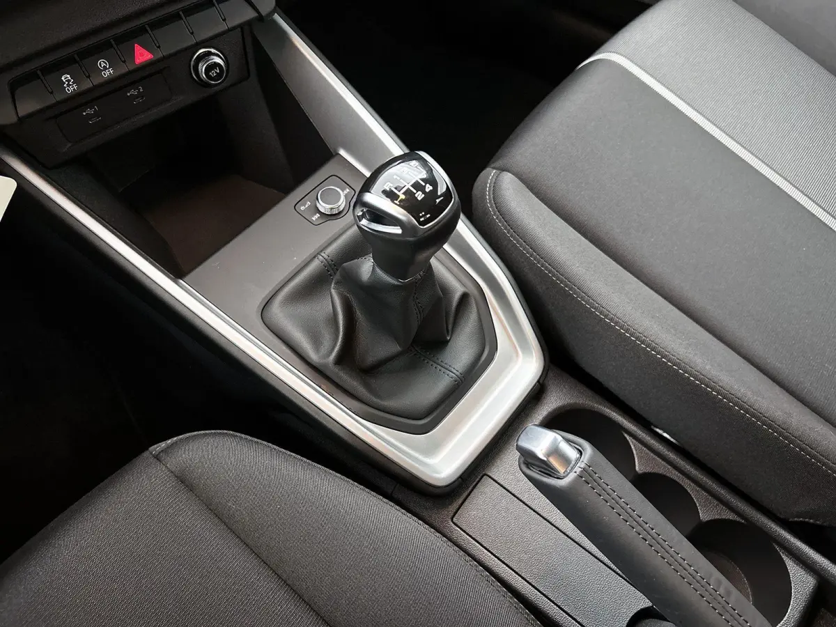 25 TFSI Pro Line 95 PK | Apple Carplay | Android Auto | Cruise Control | Airco | Lichtmetalen velgen |