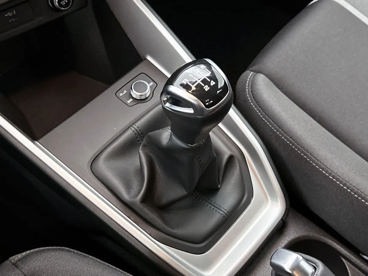 25 TFSI Pro Line 95 PK | Apple Carplay | Android Auto | Cruise Control | Airco | Lichtmetalen velgen |