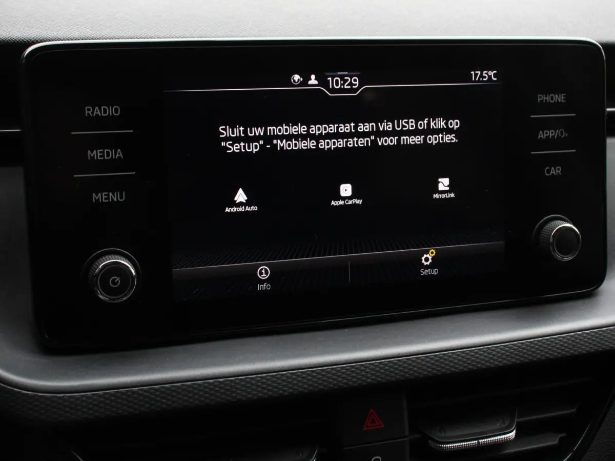 1.0 TSI 110pk DSG Dynamic Navigatie Apple Carplay/Android Auto Camera Adaptive Cruise Control Stoelverwarming Ledverlichting