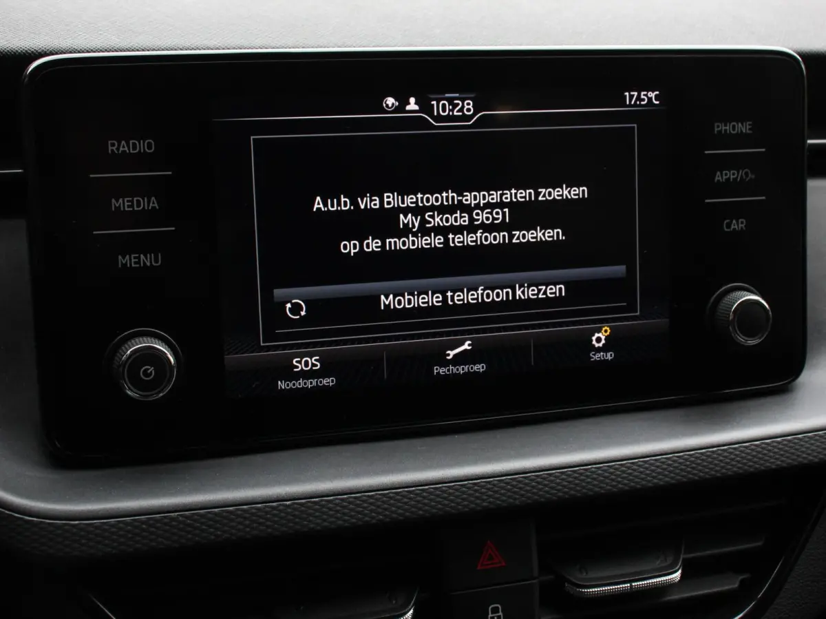 1.0 TSI 110pk DSG Dynamic Navigatie Apple Carplay/Android Auto Camera Adaptive Cruise Control Stoelverwarming Ledverlichting