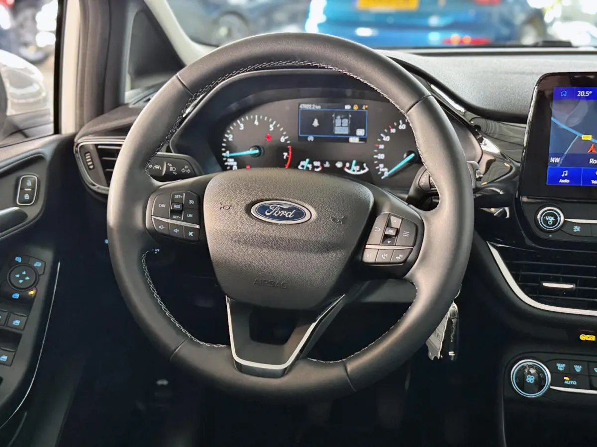 1.0 EcoBoost Titanium