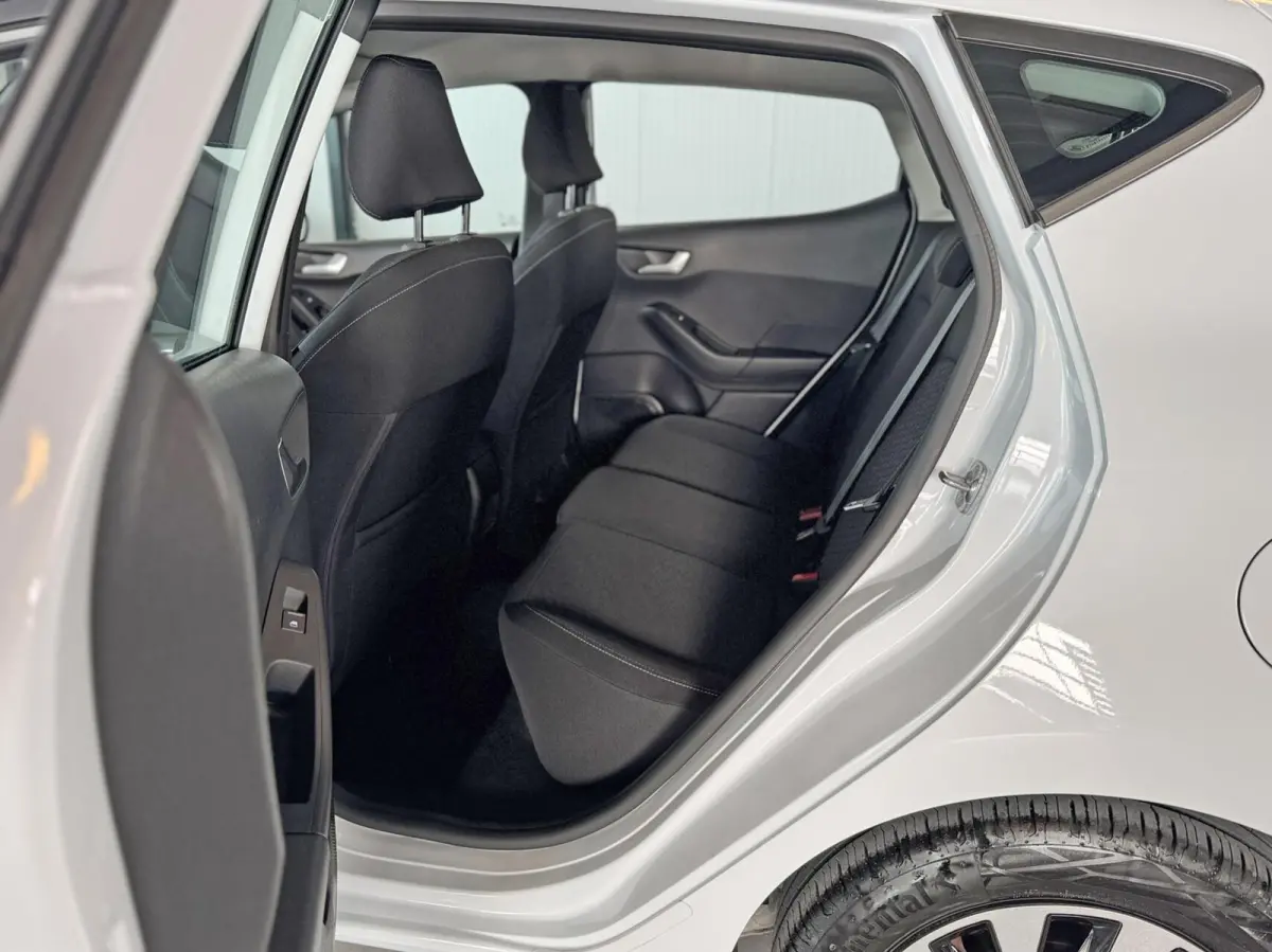1.0 EcoBoost Titanium