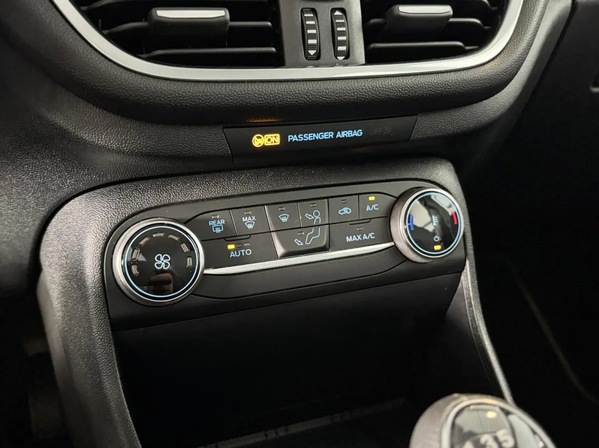 1.0 EcoBoost Titanium