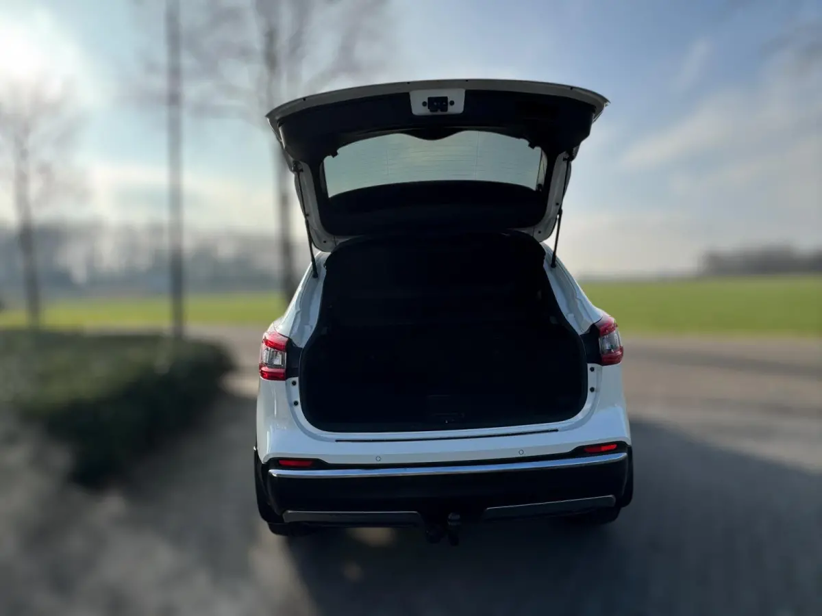 1.2 Tekna 360 CAMERA / STOELVERW. / PANO / NAVI / PDC / TREKHAAK / HALF LEDER / CRUISE / ECC / ELEKTR INKL SPIEG