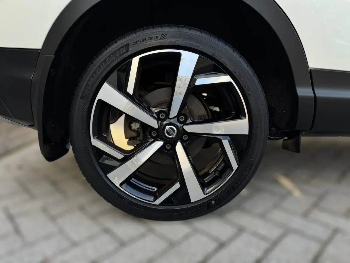 1.2 Tekna 360 CAMERA / STOELVERW. / PANO / NAVI / PDC / TREKHAAK / HALF LEDER / CRUISE / ECC / ELEKTR INKL SPIEG