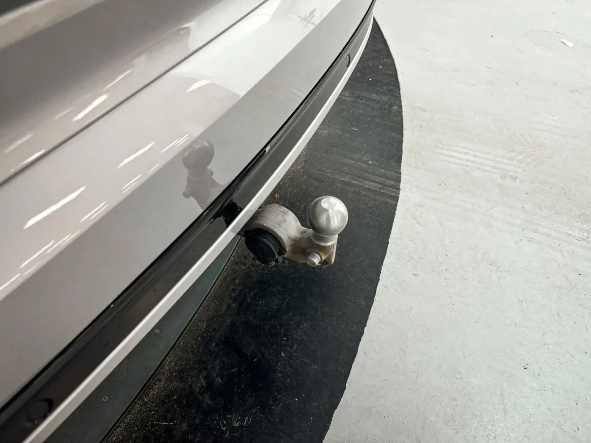 T8 Plug-in hybrid AWD Ultra Dark | Panoramadak | Luchtvering | 360º camera | Head- Up display | Bowers & Wilkins | Stoelventilatie | Trekhaak