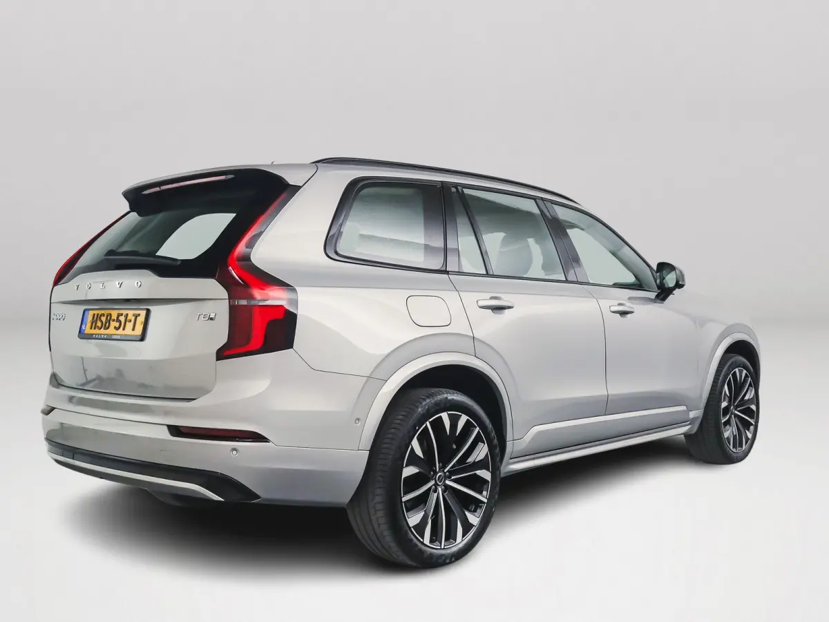T8 Plug-in hybrid AWD Ultra Dark | Panoramadak | Luchtvering | 360º camera | Head- Up display | Bowers & Wilkins | Stoelventilatie | Trekhaak