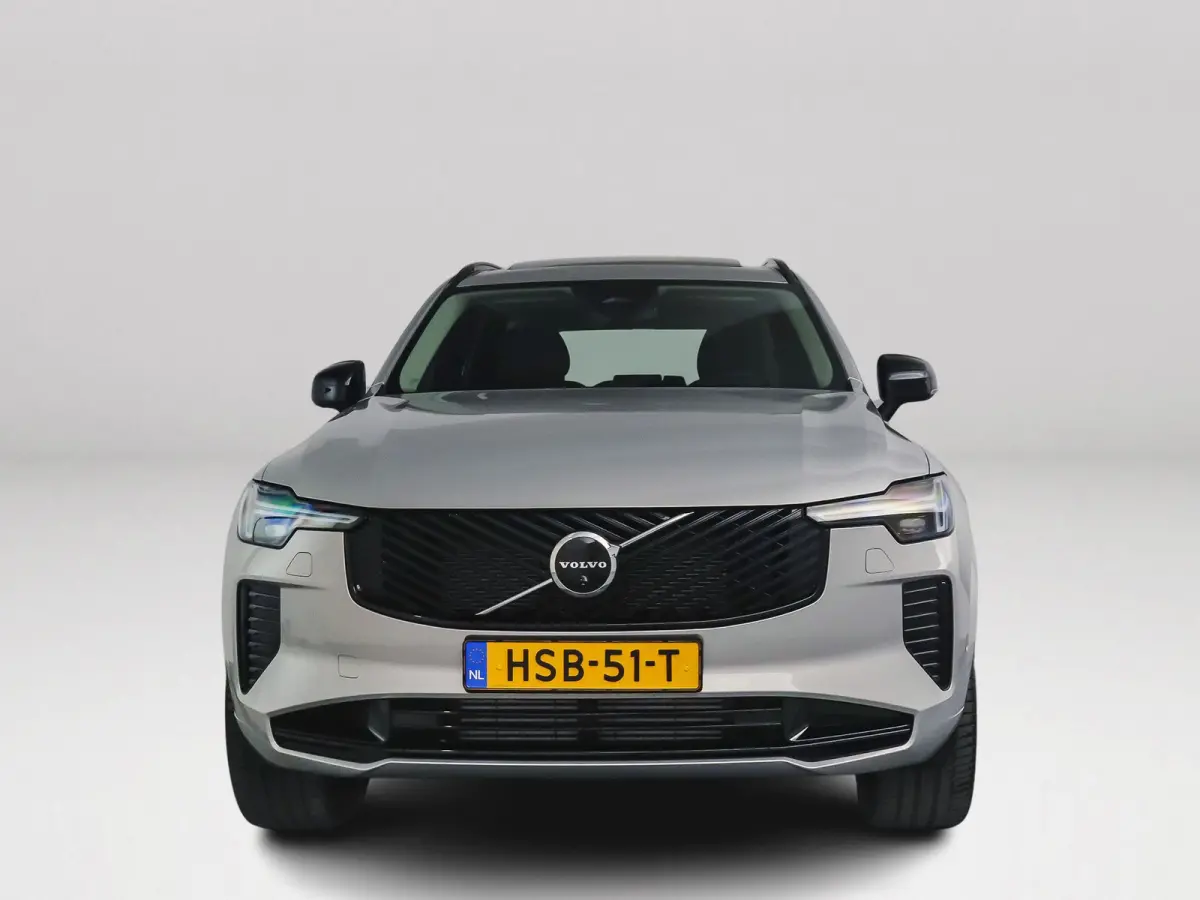 T8 Plug-in hybrid AWD Ultra Dark | Panoramadak | Luchtvering | 360º camera | Head- Up display | Bowers & Wilkins | Stoelventilatie | Trekhaak
