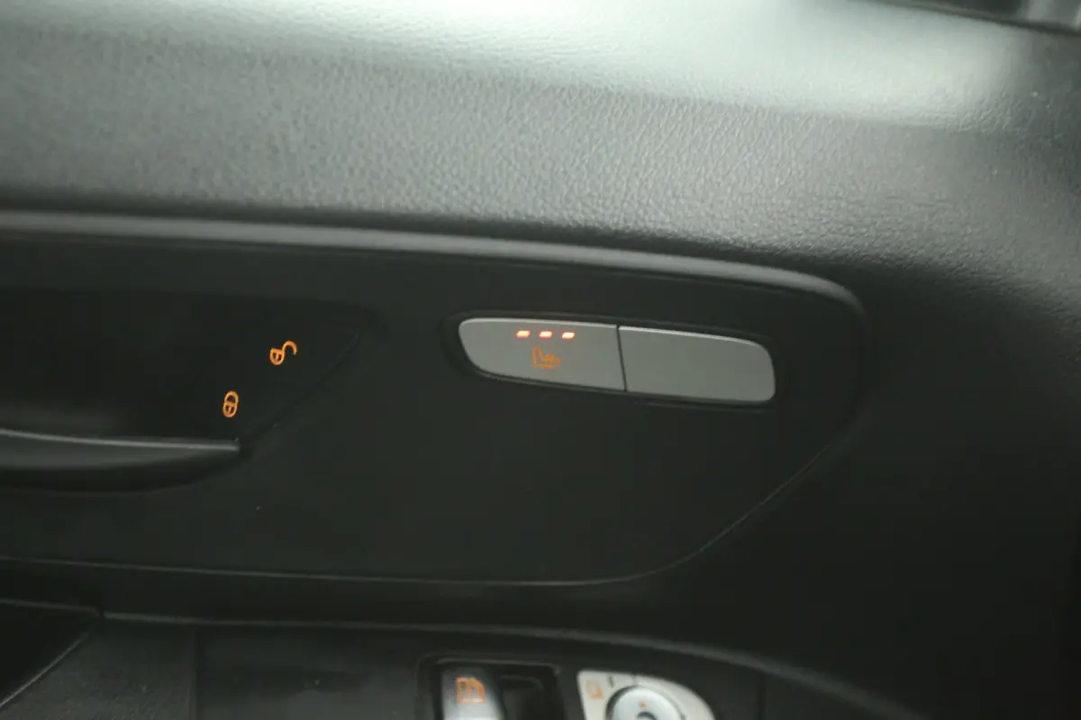 114 CDI Lang | Marge | Airco | Cruise | 3 Zits | Trekhaak | Stoelverwarming | Leder