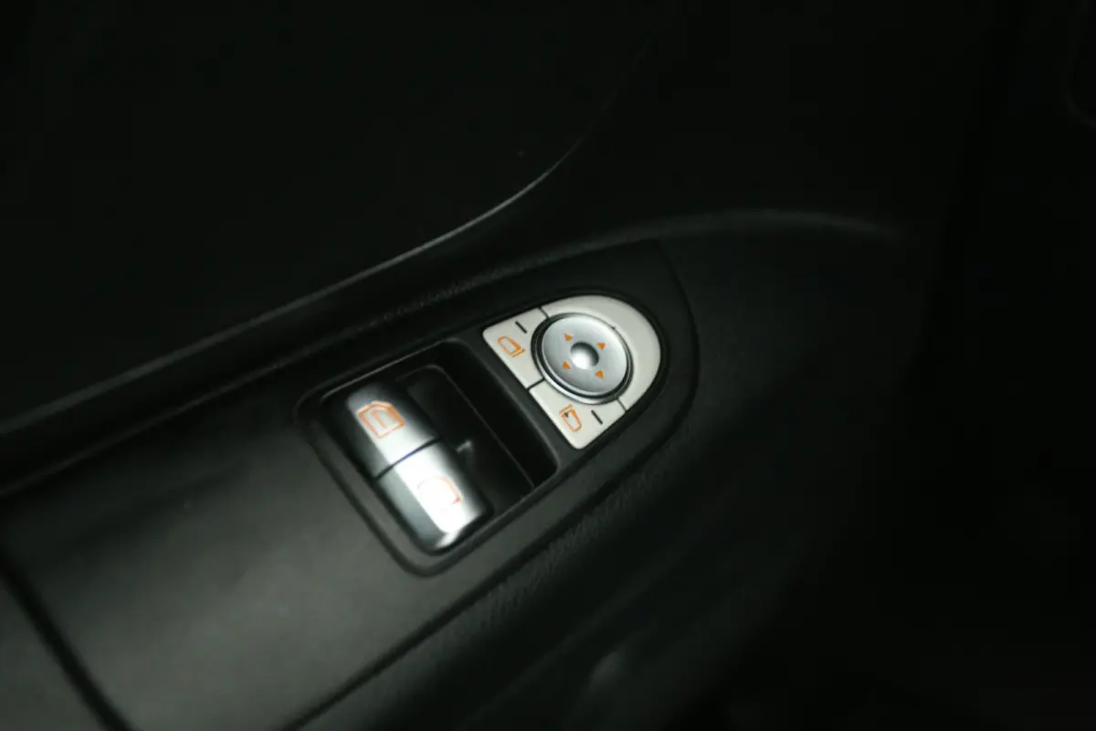 114 CDI Lang | Marge | Airco | Cruise | 3 Zits | Trekhaak | Stoelverwarming | Leder