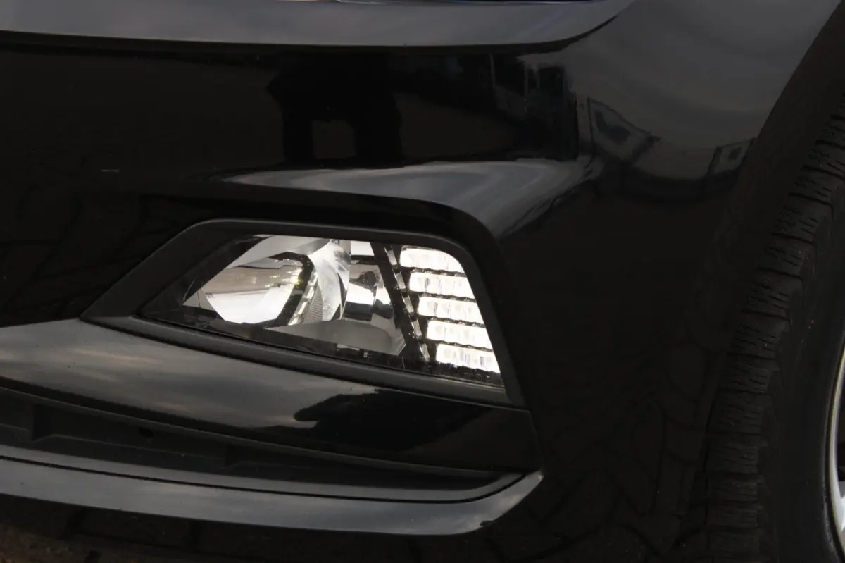 1.0 TSI Comfortline Business Carplay AdaptiveCruise NwModel