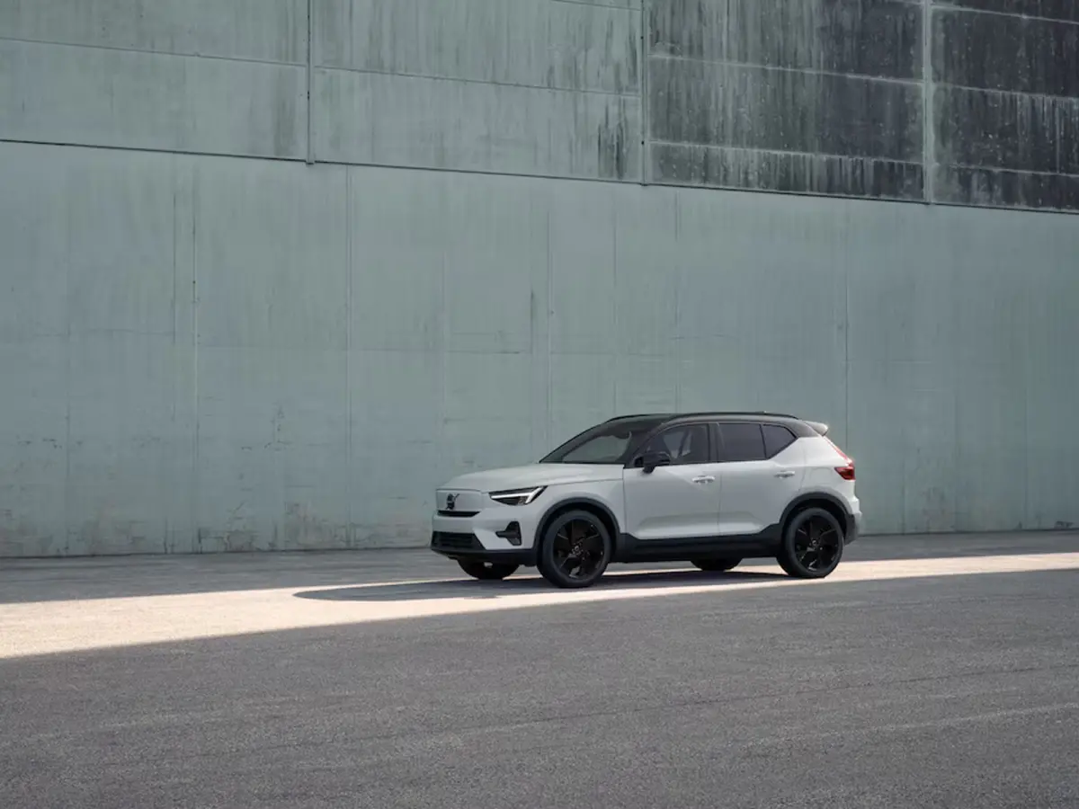 Single Motor Extended Range Ultra Black Edition Europa 82 kWh | Nu te bestellen bij uw Serva vestiging!