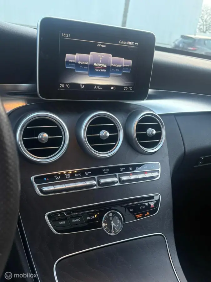 220 CDI Prestige - BURMESTER