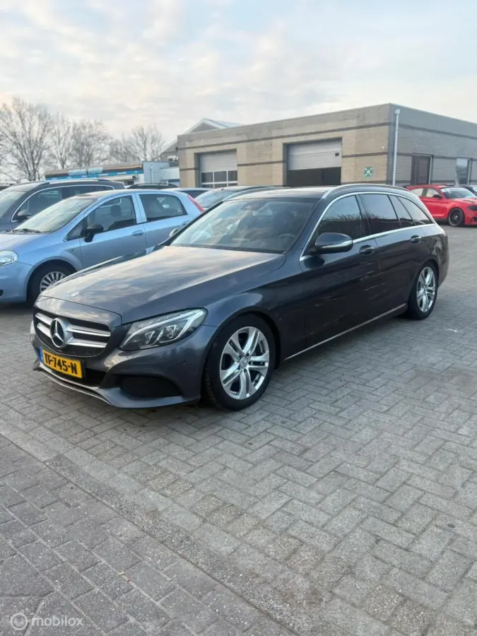 220 CDI Prestige - BURMESTER