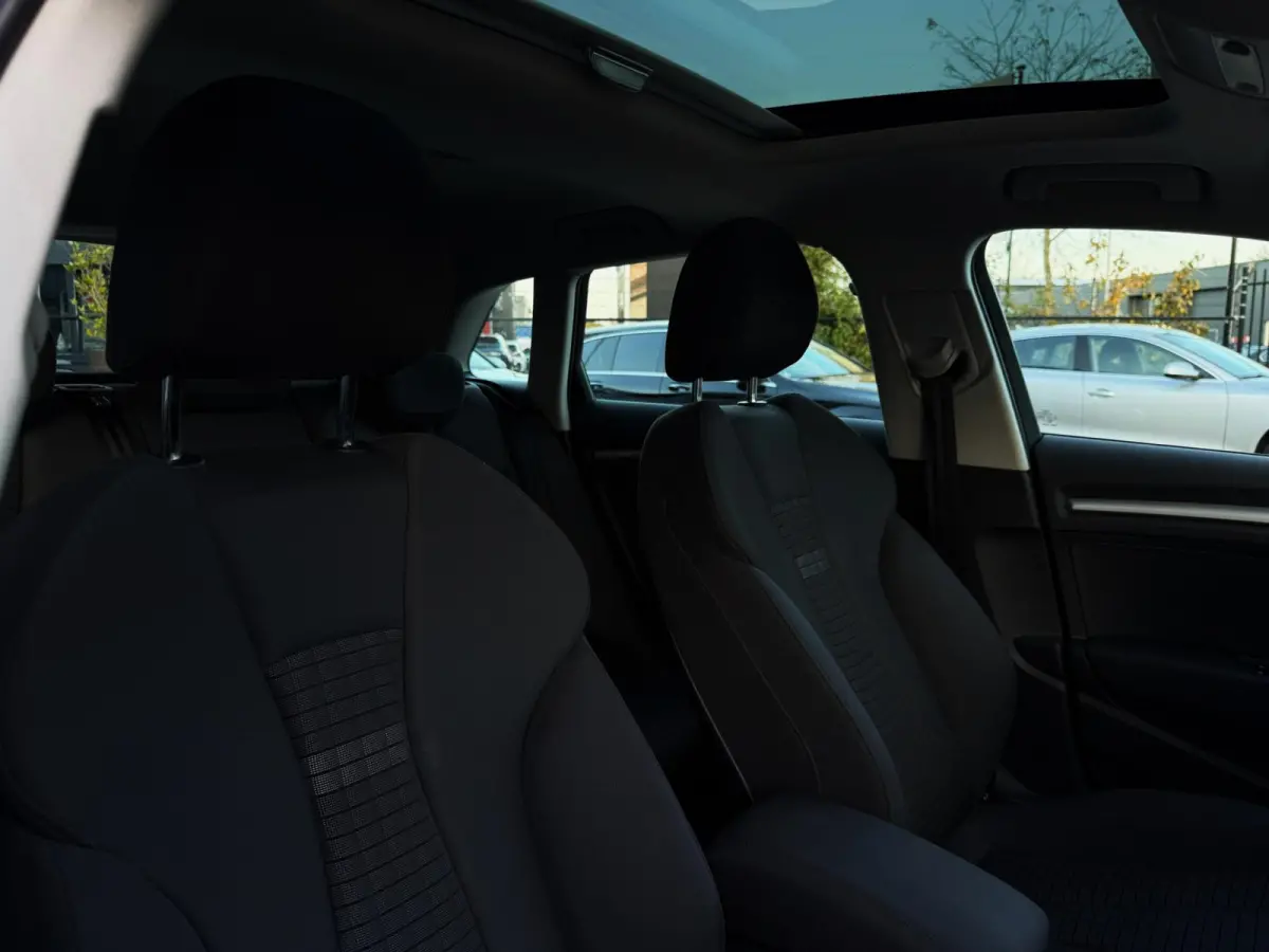 1.4 e-tron PHEV Pro Line plus 150PK|Origineel NL|Navi|Kantel/Schuifdak|LED|AUT|Lane Assist|Sportstoelen|Cruise|